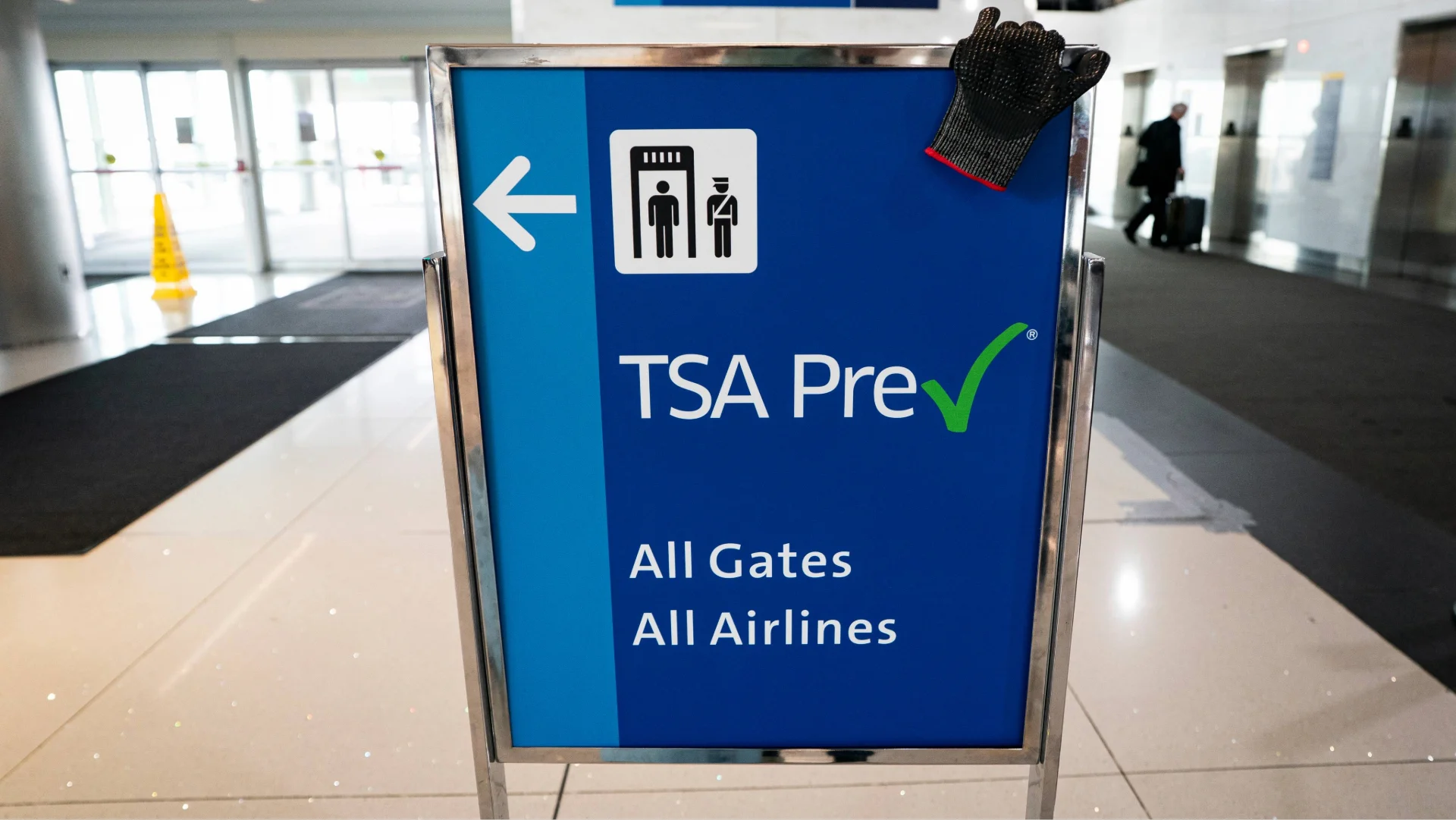 30b17 company TSA PRECHECK
